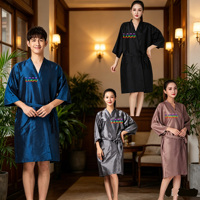 Robe de style kimono en polyester durable avec logo personnalisé pour salon de beauté, imperméable, pour coiffeur, manches courtes, blouse de travail