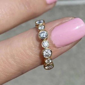 Anello dal Design Semplice a Linea Continua per Dito Indice da Donna - Product Image 6