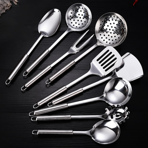Nouvelles idées de produits pour <span class=keywords><strong>la</strong></span> maison et <span class=keywords><strong>la</strong></span> <span class=keywords><strong>cuisine</strong></span> Ensemble d'ustensiles en acier inoxydable de 9 pièces Louche à soupe Pâtes fendues et tourneur LB2759 - Product Image 5
