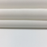 Vente en gros 100% polyester blanc tissu en mousseline de soie fine anti-pilules respirant croisé sergé tissé pour vêtements musulmans pour garçons filles