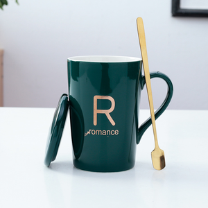 <span class=keywords><strong>Tazza</strong></span> di <span class=keywords><strong>ceramica</strong></span> creativa <span class=keywords><strong>nome</strong></span> lettera <span class=keywords><strong>tazza</strong></span> di acqua in <span class=keywords><strong>ceramica</strong></span> coppia <span class=keywords><strong>tazza</strong></span> di caffè regalo <span class=keywords><strong>con</strong></span> cucchiaio e coperchio - Product Image 6