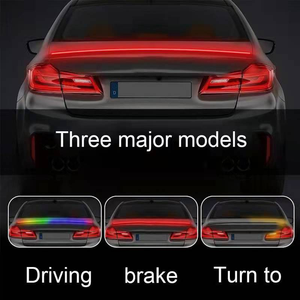 Nouveau rouge RGB externe en Fiber de carbone motif voiture aile arrière LED Streamer direction haute feu stop feu arrière accessoires de voiture - Product Image 4