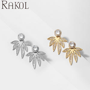 Lacole EP5387 Boucles d'oreilles pour femmes plaquées argent avec zircon brillant à la mode - Product Image 3