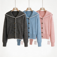 Cárdigan de punto con cuello marinero y botones para mujer, gris jaspeado oscuro con ribete en contraste blanco, manga raglán, top corto informal