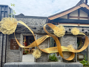 Escultura Floral Gigante de Organza Dorada, Flor de Malla con Pétalos Ondulados Hecha a Mano con Tallo de <span class=keywords><strong>Cristal</strong></span> para Escaparates, Bodas y Fiestas - Product Image 4