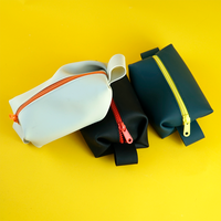 Nouveauté : Trousse de maquillage en silicone grande taille pour femme, résistante à l'eau, avec poignée souple, motif bonbon, pochette de voyage pour cosmétiques avec fermeture éclair