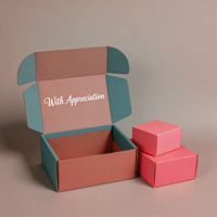 Boîtes d'expédition en carton ondulé recyclables imprimées sur mesure avec impression quadricolore, design Groovy Vibe pour l'emballage de vêtements et de produits de style de vie