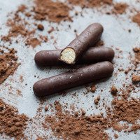 Nouvelle machine automatique de mini-enrobage de chocolat haute performance pour gâteaux, avec fonctions d'enrobage, de tempérage et de couverture