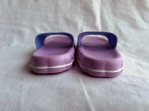 รองเท้าแตะลายการ์ตูนสีม่วงอ่อน พื้นรองเท้า EVA หนา 17 มม. แบบเปิดนิ้วเท้า ใส่ได้ทุกฤดู สำหรับใส่ในบ้าน - Product Image 3