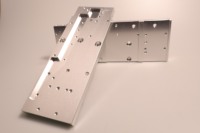 Service de fabrication de précision pour pièces en aluminium à profilé métallique, équipement mécanique CNC 5 axes, boucle mobile