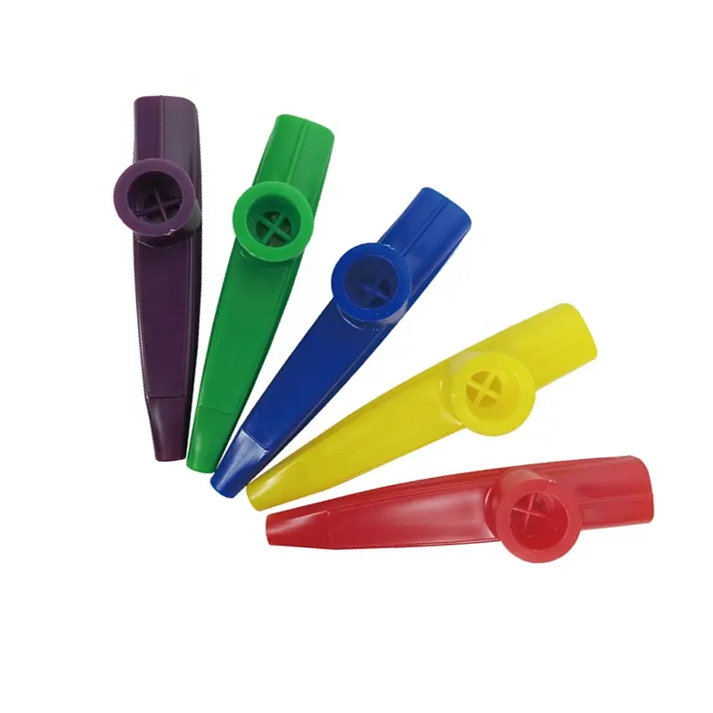 Produtos vendendo quentes na Europa 2023 alta qualidade instrumentos musicais coloridos plástico barato Kazoo Whistle