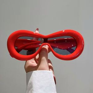 Gafas de Sol de Burbuja Extra Grandes de Estilo Futurista y Moderno QM Trendy, Gafas de Sol de Color Caramelo a la Moda - Product Image 4