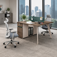 Postes de travail en îlots pour bureaux, bureaux modulaires pour 2, 4 ou 6 personnes, postes de travail informatiques modernes avec séparateur, ensemble table et chaise, mobilier de bureau