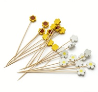 Mini brochettes jetables en bambou écologiques pour fruits, idéales pour les anniversaires, mariages, buffets et décorations de cupcakes