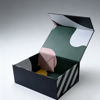 Caja de Archivo Rígida de Cartón Corrugado Negro Personalizada OEM ODM con Relieve, Recubrimiento UV, Reciclable, Logotipo Personalizado, Disponible en Stock