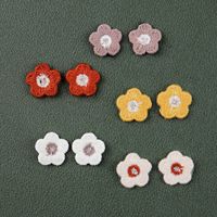 Petites broderies sans colle, idéales pour les pinces à cheveux DIY, les accessoires capillaires et les accessoires vestimentaires.