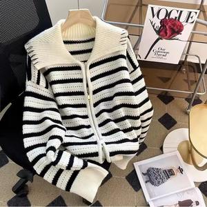 Cardigan coloré à manches tricotées et à col rond pour femmes élégantes avec vente sur <span class=keywords><strong>pull</strong></span>-over Apparel - Product Image 4