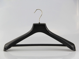 Vente en gros Tenue en plastique Grand cintre Cintre en plastique bon marché avec barre de pantalon pour veste de pardessus pour femmes multi-usages - Product Image 2