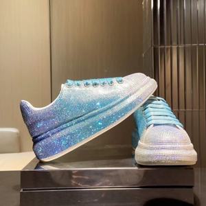 รองเท้าดีไซเนอร์สุดฮิต รองเท้าผ้าใบลำลองผู้ชาย ประดับเพชร สวยหรู สไตล์รองเท้าบอลรูม สำหรับผู้หญิง ป้องกันเชื้อโรค - Product Image 5