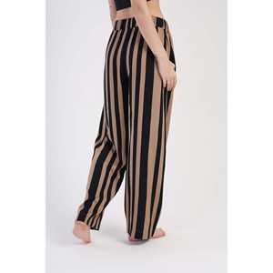 Ensemble de peignoirs en modal pour femme Belmando – Confortable, respirant, taille élastique, motif cœur cerise, combinaison 3XL, MOQ 2 pièces - Product Image 1