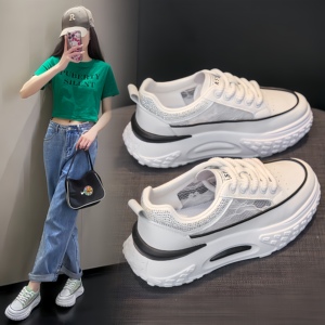 Chaussures décontractées blanches respirantes en maille à lacets pour femme Veca VcLSD6812, polyvalentes, avec semelle intermédiaire épaisse en caoutchouc pour augmenter la hauteur du bout du pied - Product Image 3
