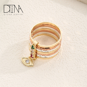 Anillo <span class=keywords><strong>de</strong></span> Siete Círculos con Ojo <span class=keywords><strong>de</strong></span> <span class=keywords><strong>Demonio</strong></span> Chapado en Oro <span class=keywords><strong>de</strong></span> Tres Colores <span class=keywords><strong>de</strong></span> Alta Calidad - Product Image 3
