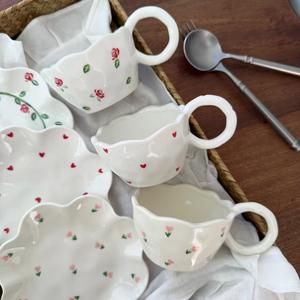 Juego de Tazas y Platos de Café de Cerámica Irregular Hechas a Mano en Corea 2025, Juego de Té de Porcelana, Tazas Bonitas, Venta al por Mayor de Fábrica - Product Image 5
