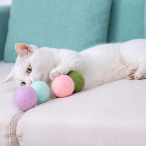 Prodotti di tendenza 2025 giocattoli gatto erba gatta palline di feltro - Product Image 3