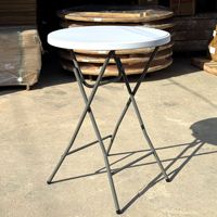 Table de bistrot ronde pliable moderne en HDPE avec design portable pour la restauration commerciale, les mariages et la location pour événements