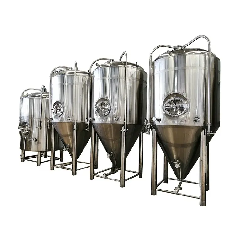 Stainless steel pressurized dry hop adding tank used in beer fermentation tank