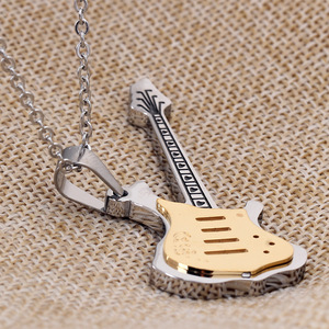 Collar con colgante de guitarra de acero inoxidable, negro con cadena plateada de 55 cm, para hombre, joyería de moda rock punk, regalo, uso diario - Product Image 4