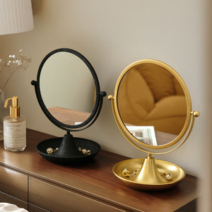 <span class=keywords><strong>Miroir</strong></span> de Maquillage Rond HD en Fer Argenté avec Design Réglable à Simple Face pour la Maison et la Chambre d'Étudiant - Product Image 2
