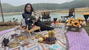 Coffret Cadeau de Luxe Cookmate V 60 : Machine à Café à Filtre Manuel en Métal avec Moulin Intégré et Ensemble de Table à Thé – Idéal pour Noël - Product Image 6