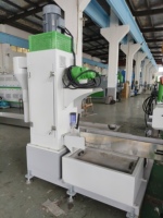 Machine de compactage et de granulation de déchets plastiques à haute efficacité pour les sacs tissés et la ligne de pelletisation de films