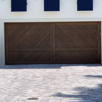 Portes de garage sectionnelles classiques personnalisables pour villas modernes