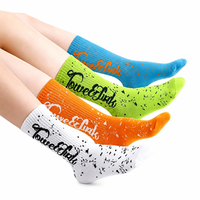Chaussettes de course en tricot personnalisées avec logo, vente en gros, chaussettes de sport athlétiques anti-ampoules à compression pour hommes et femmes