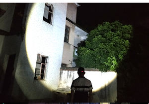 Lampe frontale <span class=keywords><strong>LED</strong></span> XHP50 à 3 modes, 1500 lumens, ultra-légère, zoom, <span class=keywords><strong>bandeau</strong></span> antidérapant, camping, extérieur, IP66 - Product Image 6