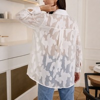 Pakaian Butik Wanita Blus Wanita Lengan Panjang Putih Transparan Jacquard Kerah Lipat Blus Pakaian untuk Musim Semi Kantor