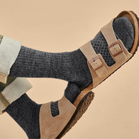 Chaussettes en laine mérinos personnalisées pour l'escalade en plein air, la randonnée et le sport OEM pour hommes et femmes Chaussettes de travail en laine épaisse d'hiver
