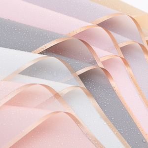 Carta da imballaggio floreale 58*58cm confezione fiorista coreana vendita calda all'ingrosso a buon mercato fiori bordo dorato bouquet impermeabili - Product Image 2