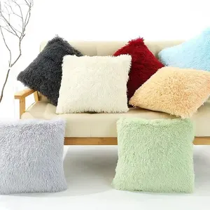 批发准备发货便宜的光伏毛绒蓬松靠垫套，用于床沙发装饰