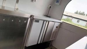 Banco Refrigerador de 1.5m Usado en Carritos de Comida y Remolques de Alimentos - Product Image 5