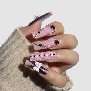 Nuevo diseño Mini flor negra prensa larga francesa en <span class=keywords><strong>uñas</strong></span> lazo rosa <span class=keywords><strong>con</strong></span> diamantes de imitación <span class=keywords><strong>uñas</strong></span> artificiales 24 piezas caja - Product Image 3