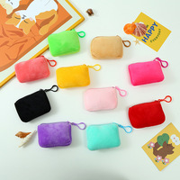 Étui pour écouteurs en peluche couleur unie, forme carrée, avec fermeture ouverte, couleur bonbon, simple, cadeau