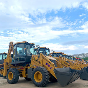 Chargeuse-pelleteuse compacte multi-usage avec options d'accessoires pour la construction - Product Image 3