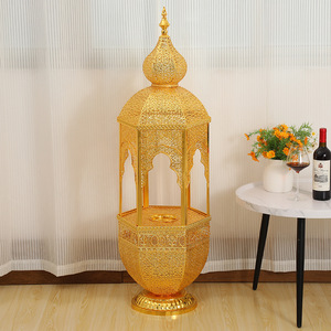 Quemadores de Aromaterapia de Hierro Galvanizado con Diseño de Castillo Dorado, Adornos para Sala de Estar de Oriente Medio, Dubái, Incensario de Carbón Vegetal, Ambiente - Product Image 2