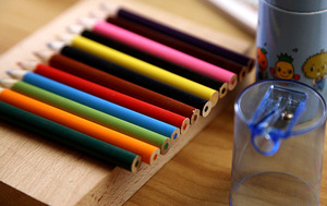 Lot de crayons hexagonaux miniatures personnalisés en gros, kit de papeterie promotionnel avec logo pour la peinture des enfants - Product Image 3