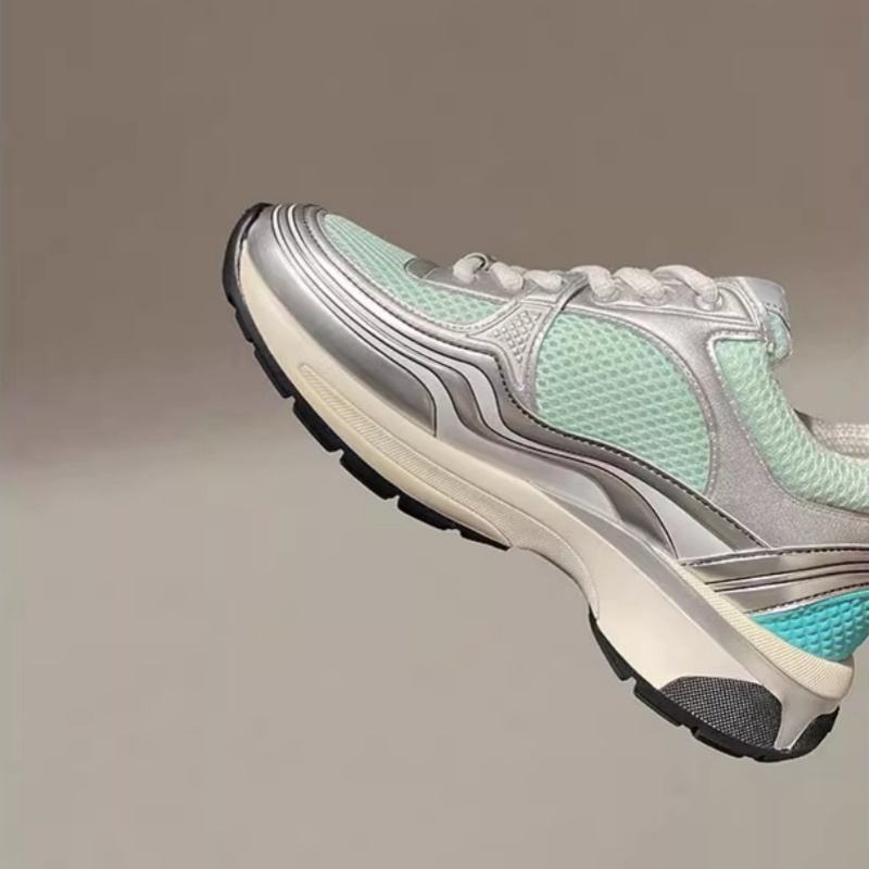 สีเขียว