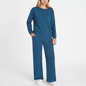 Ensemble décontracté deux pièces : Sweat à capuche et pantalon de survêtement personnalisé, coupe régulière, épaules tombantes, léger, unisexe, couleur unie, écoresponsable - Product Image 1