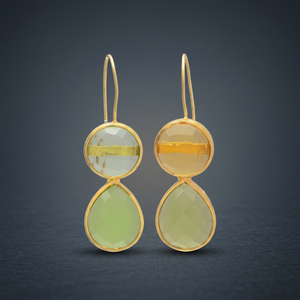 Boucles d'oreilles pendantes en laiton plaqué or faites à la main avec pierres précieuses, forme goutte d'eau, style bohème - Product Image 3